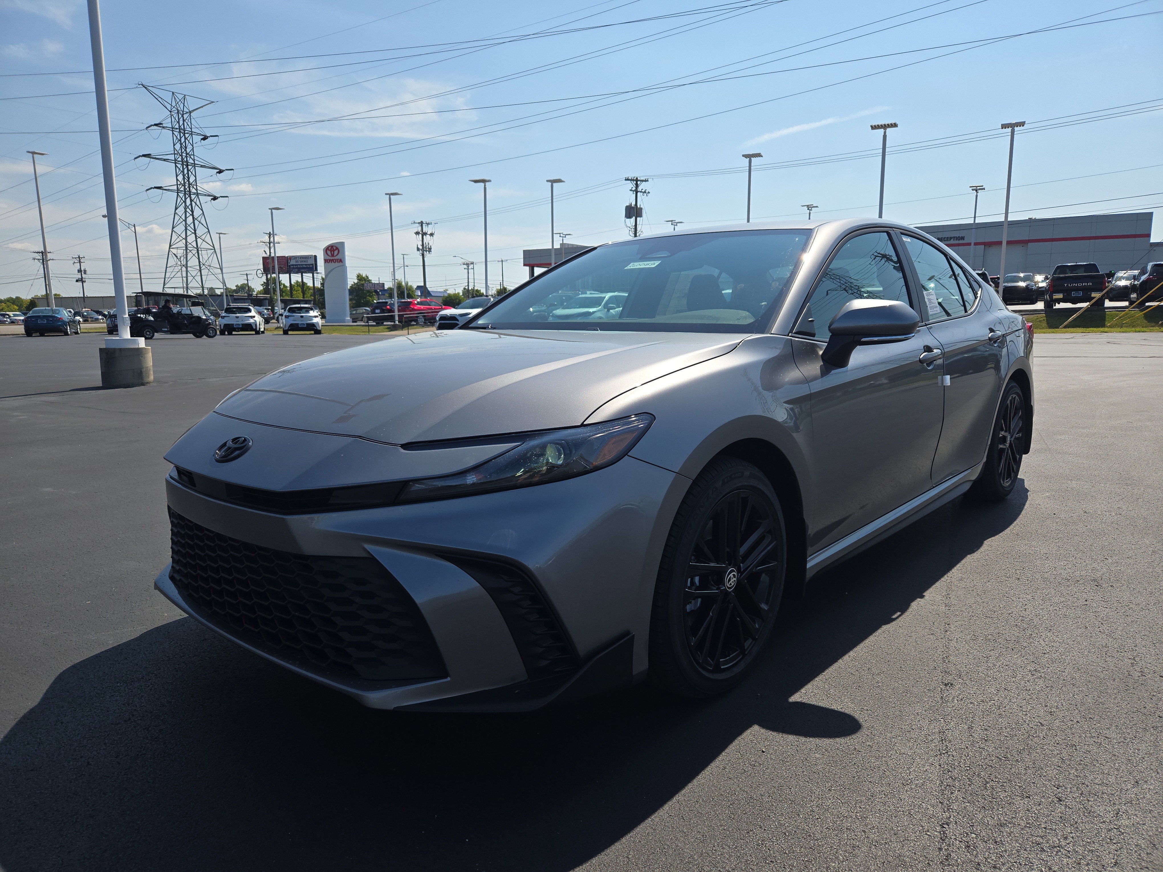 New 2026 Toyota Camry SE image 3