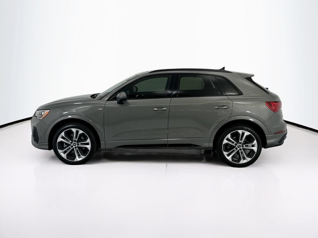 Used 2021 Audi Q3 2.0T Premium w/ Convenience Package AWD/4WD image 8