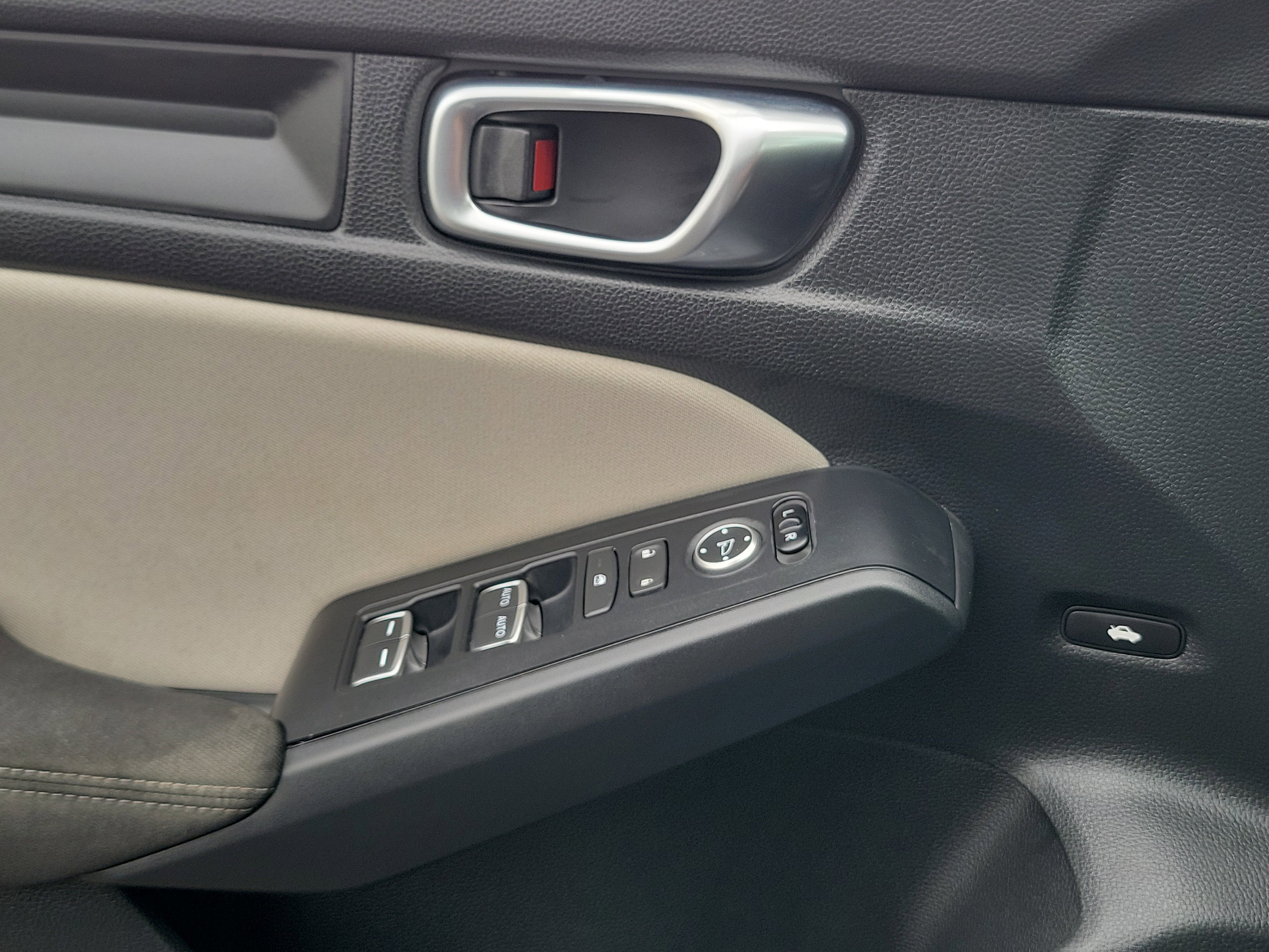 Used 2024 Honda Civic LX image 19