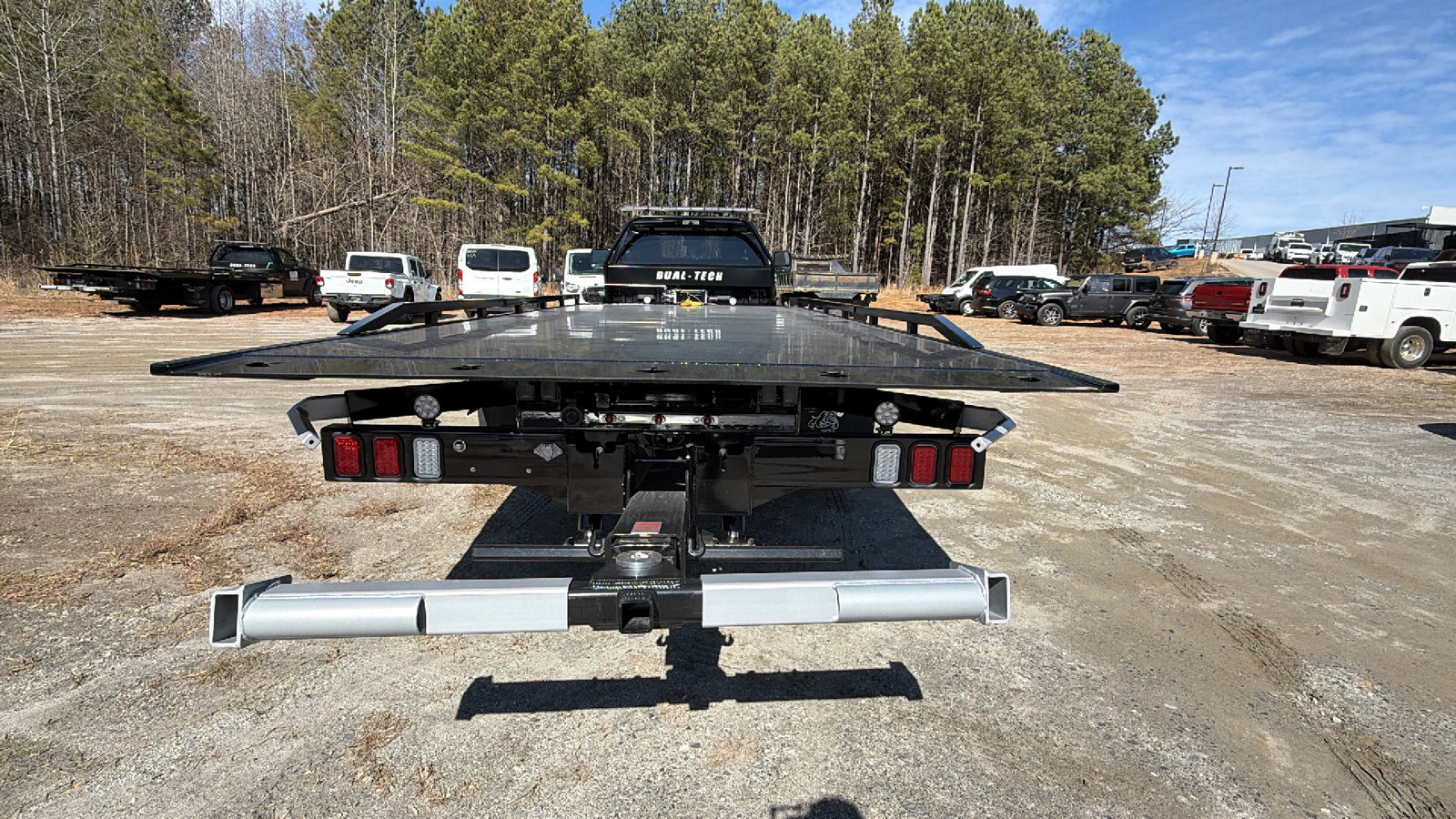 New 2025 RAM 5500 4x4 Regular Cab image 9