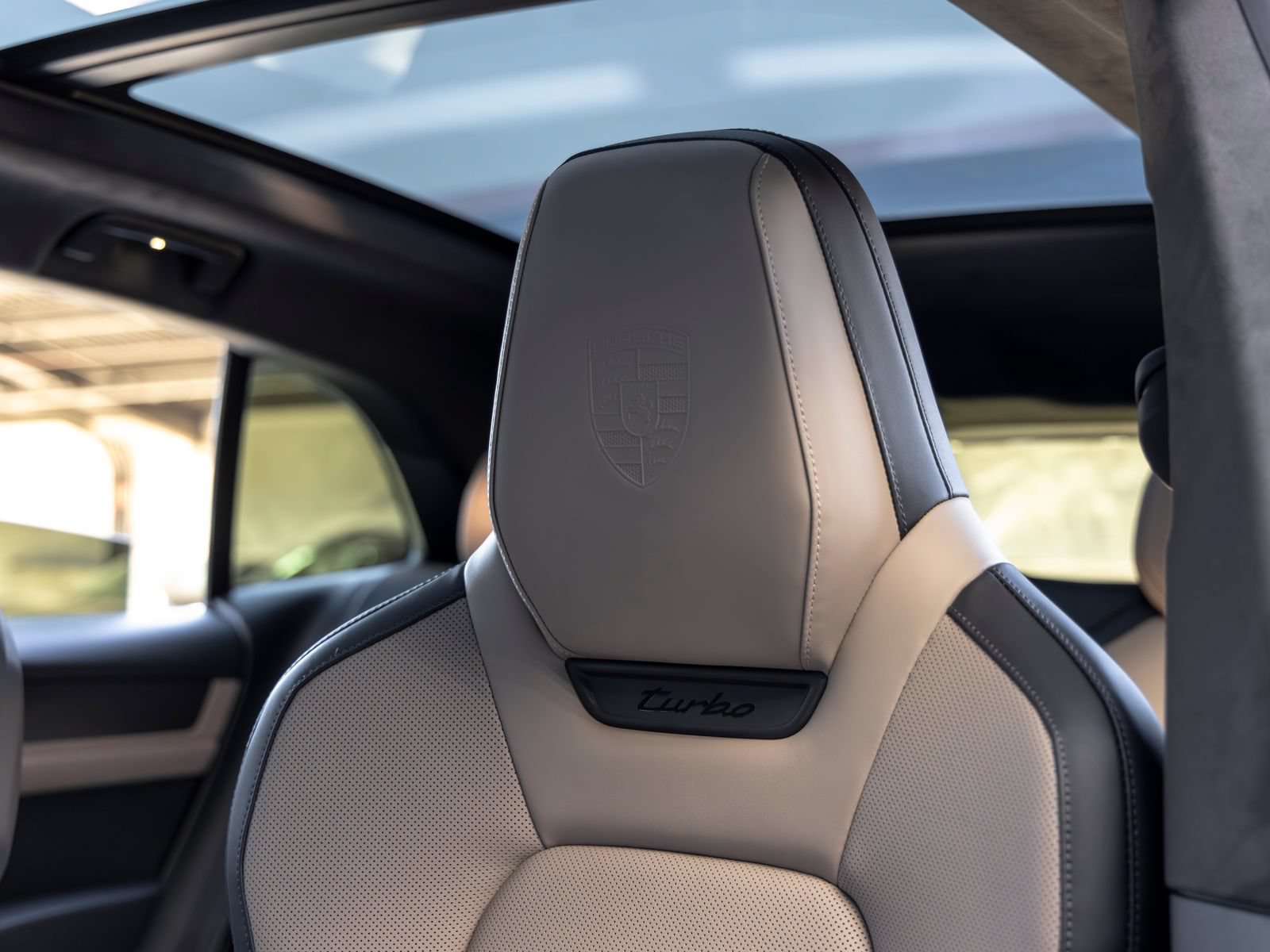 New 2026 Porsche Cayenne Turbo AWD/4WD image 27