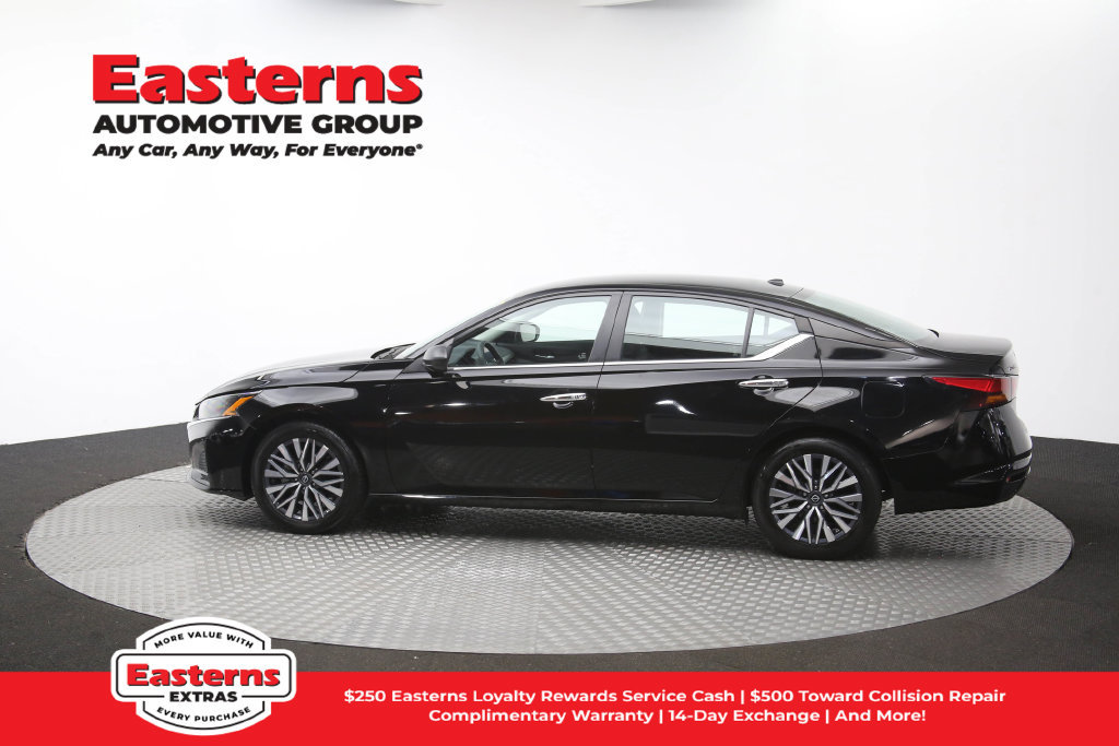 Used 2024 Nissan Altima 2.5 SV FWD image 63