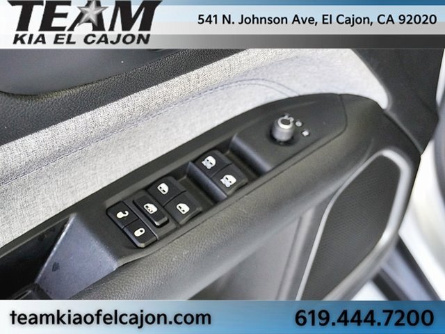 Used 2024 Jeep Compass Latitude image 23