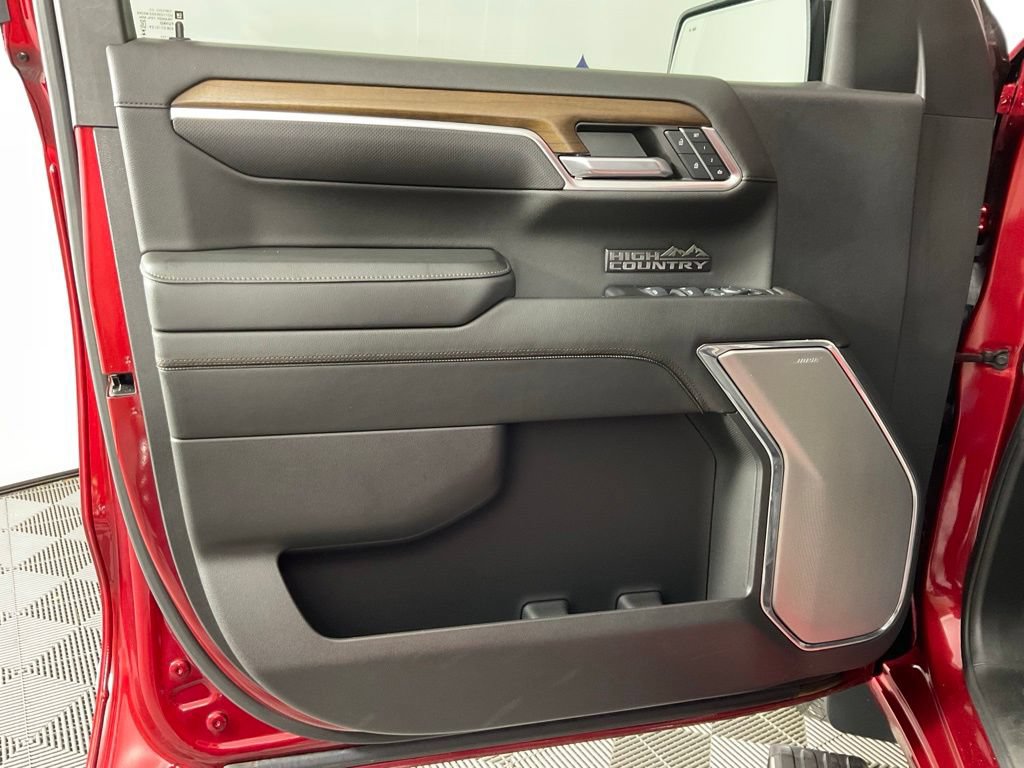 Used 2024 Chevrolet Silverado 1500 High Country AWD/4WD image 12