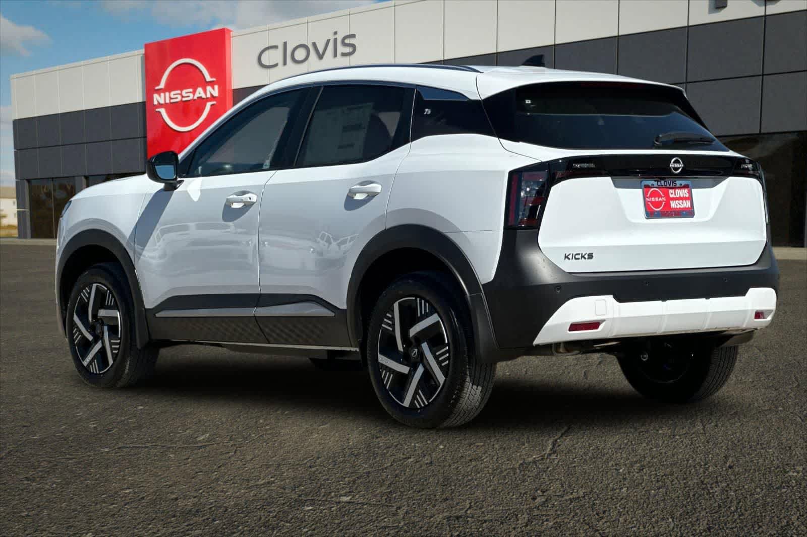 New 2026 Nissan Kicks SV image 7