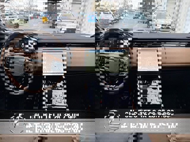 Used 2023 Land Rover Range Rover Sport SE Dynamic image 15