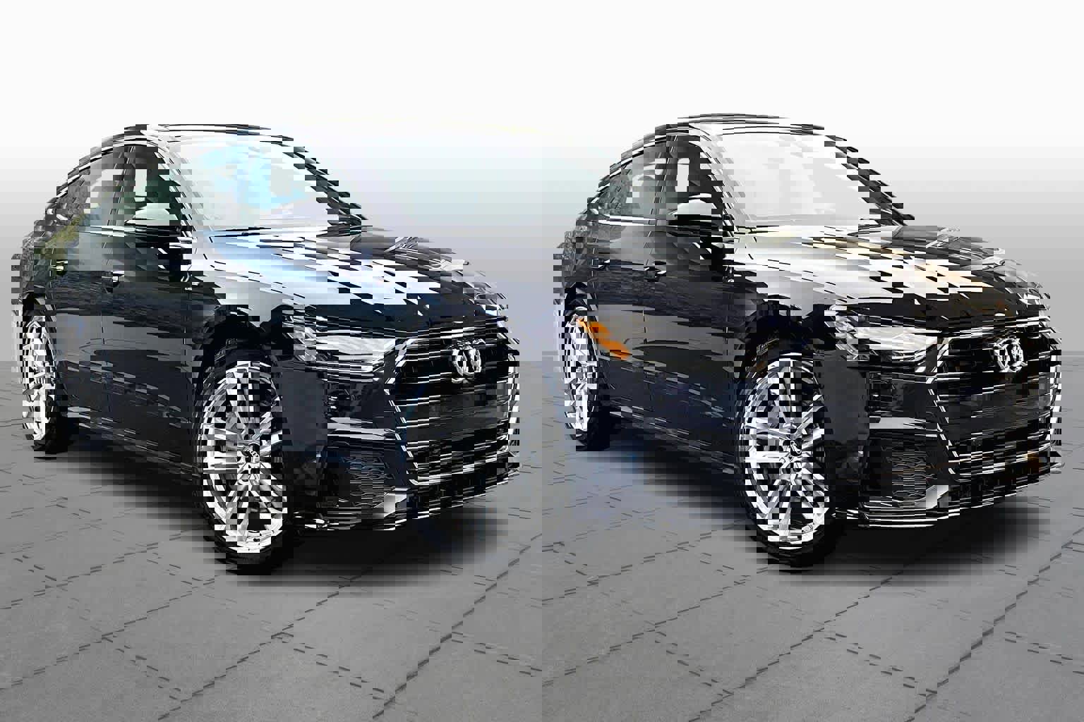 Used 2021 Audi A7 e Premium Plus w/ Interior Protection Package image 2