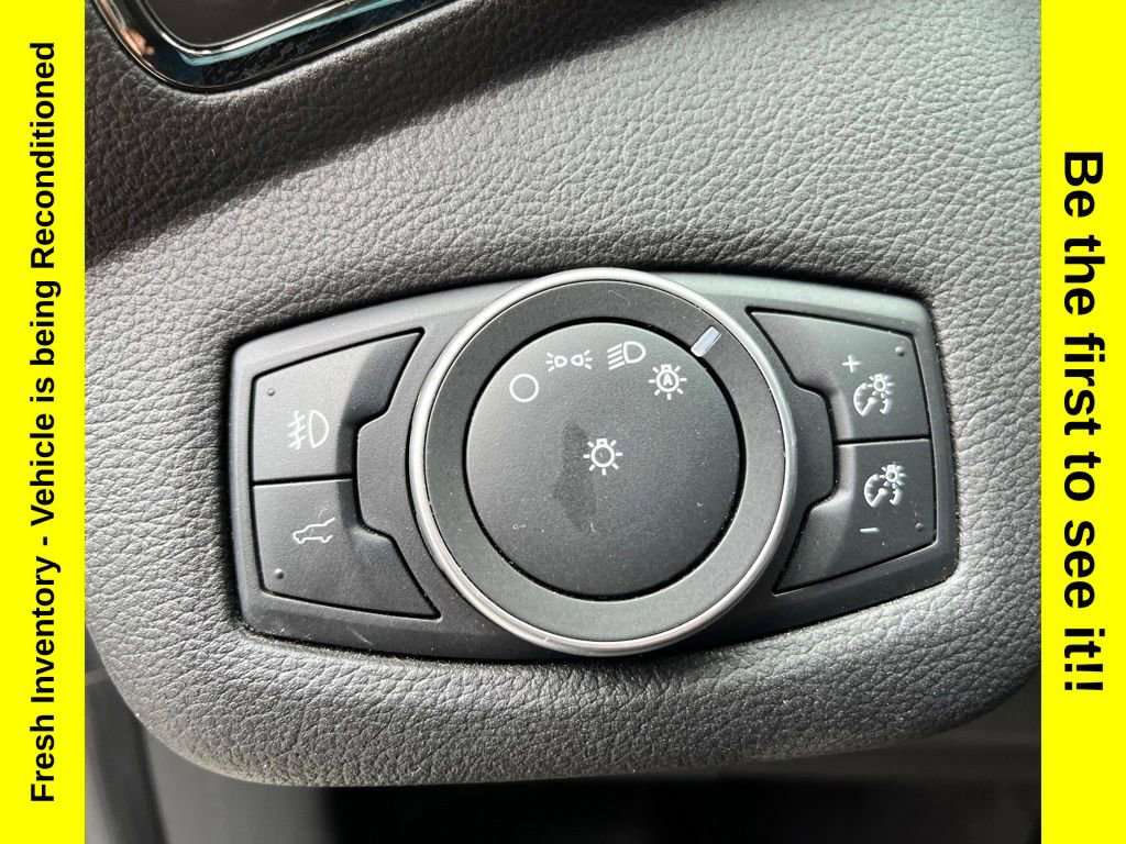 Used 2018 Ford Escape SEL AWD/4WD image 30