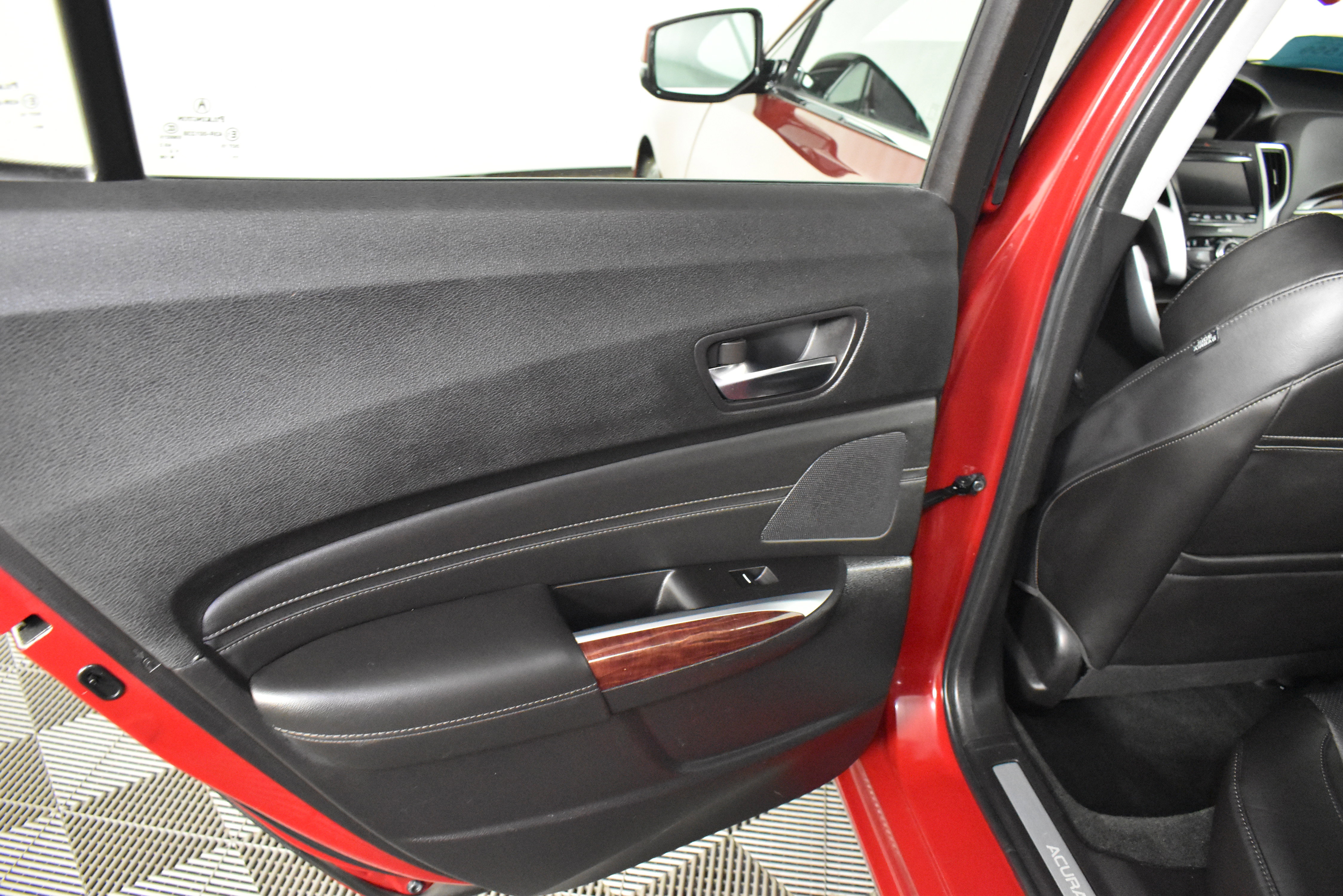 Used 2017 Acura TLX V6 w/ Technology Package image 49