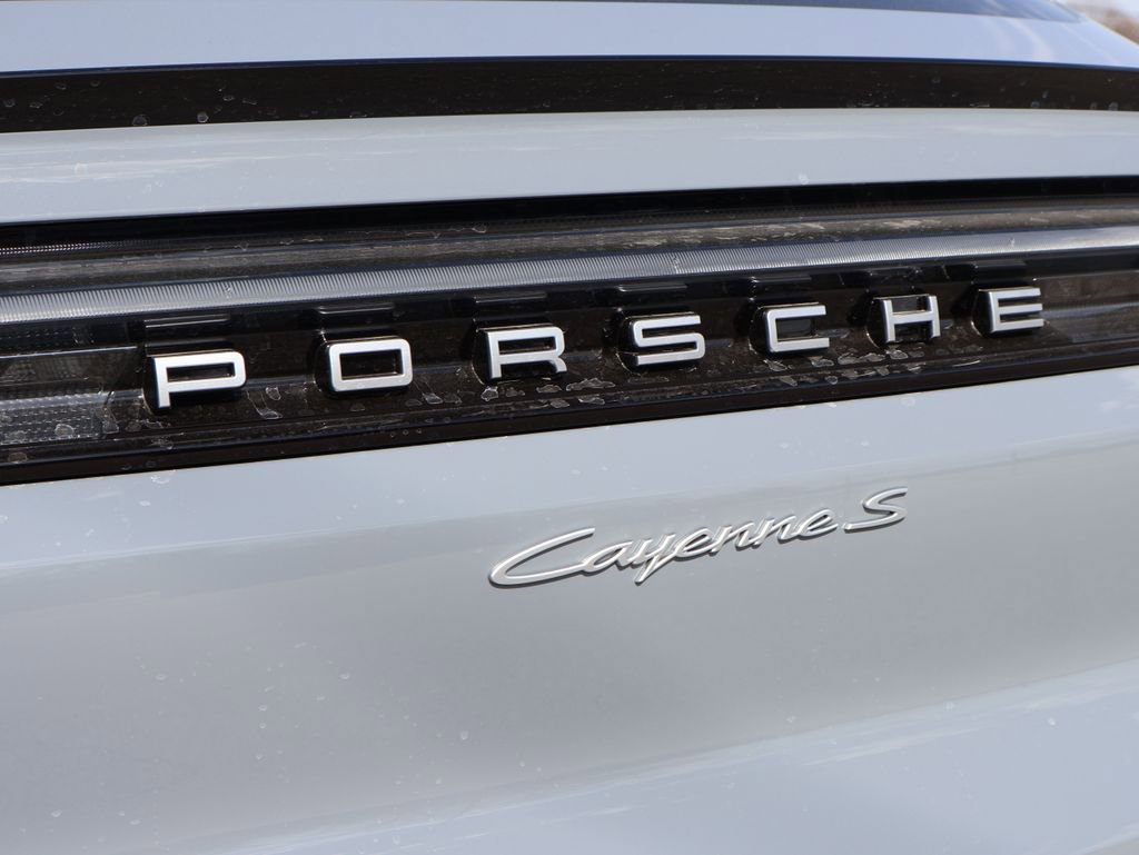 New 2026 Porsche Cayenne S AWD/4WD image 6