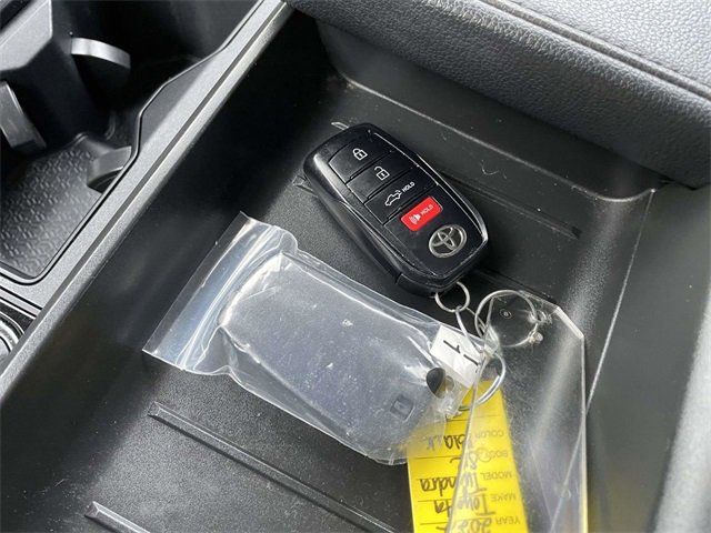 Used 2022 Toyota Tundra SR image 30