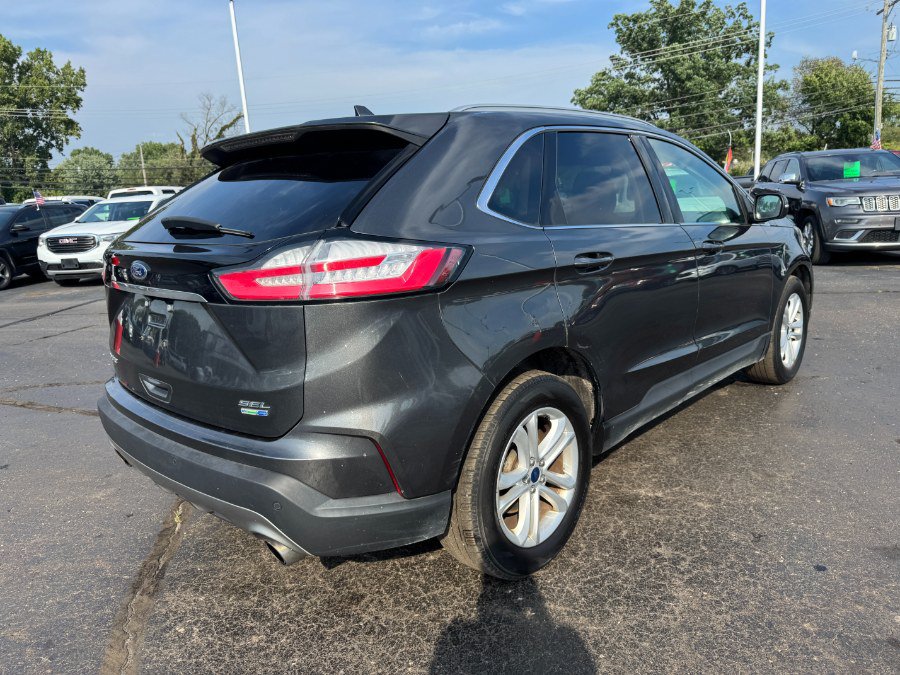 Used 2019 Ford Edge SEL w/ Equipment Group 201A AWD/4WD image 5
