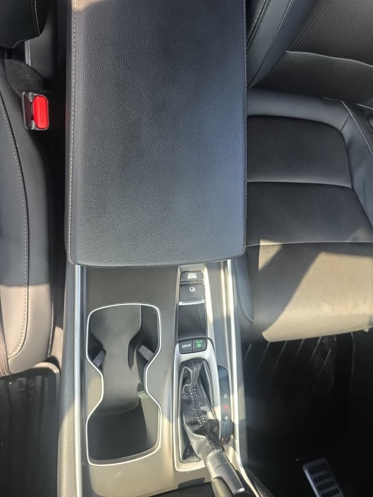 Used 2020 Honda Accord Sport image 35