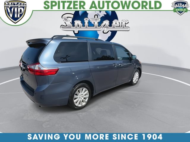 Used 2017 Toyota Sienna XLE AWD/4WD image 8