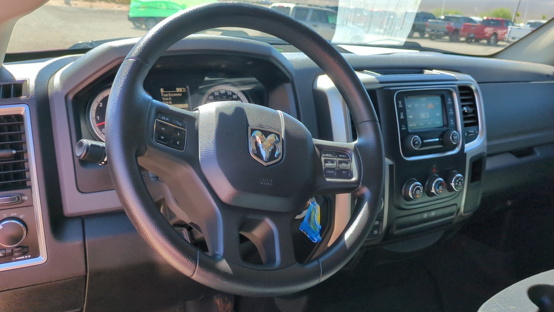 Used 2019 RAM 1500 Classic SLT AWD/4WD image 16