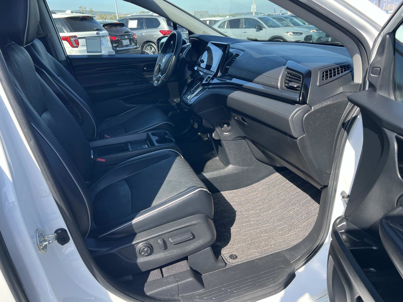 Used 2021 Honda Odyssey Elite image 34