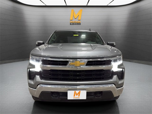 Used 2023 Chevrolet Silverado 1500 LT image 2