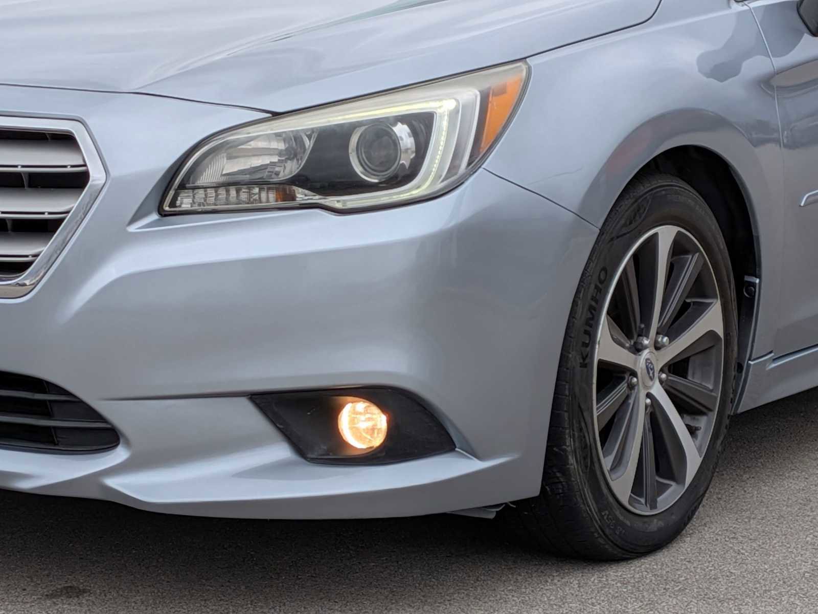 Used 2016 Subaru Legacy 2.5i Limited AWD/4WD image 11
