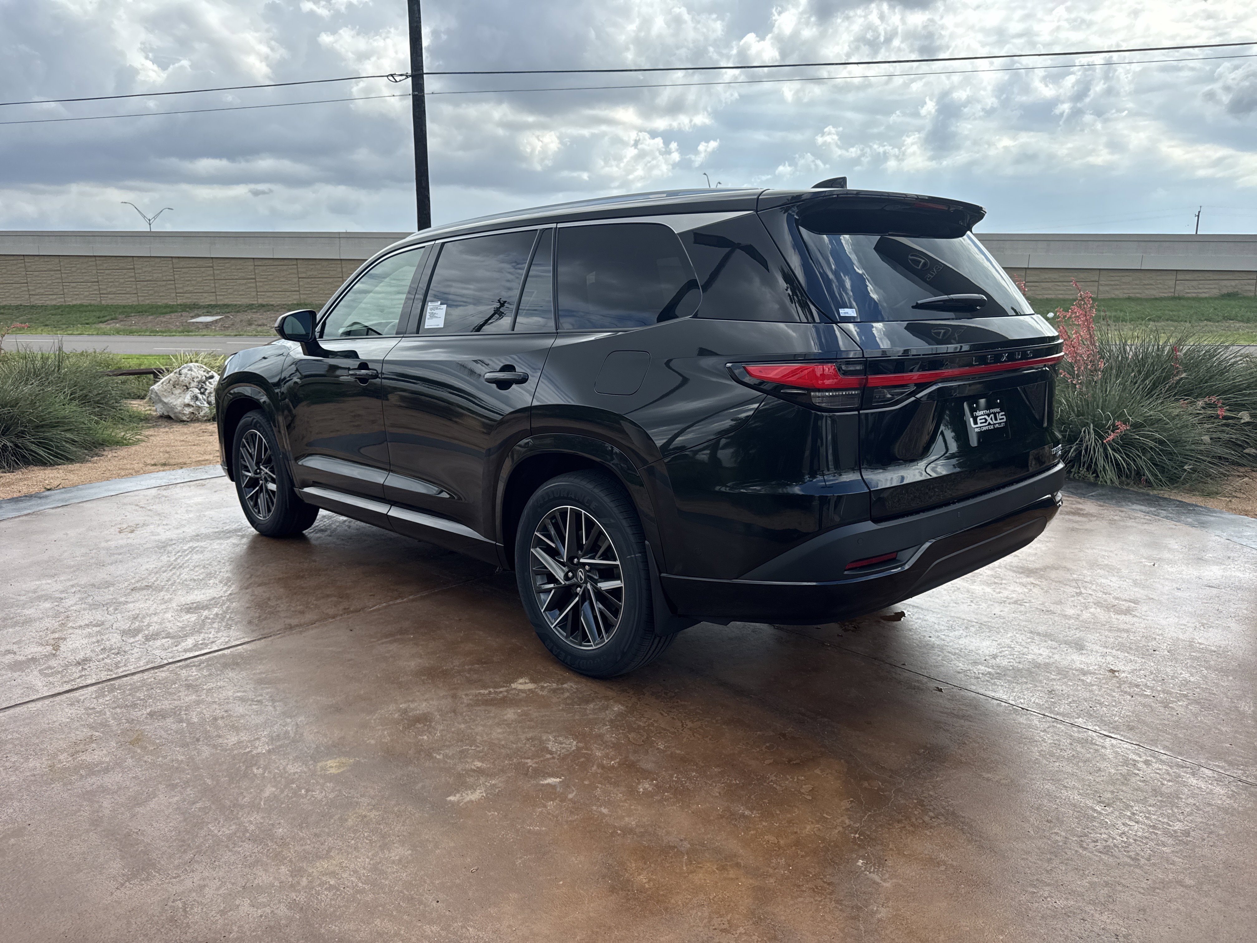 New 2026 Lexus TX 350 AWD image 4