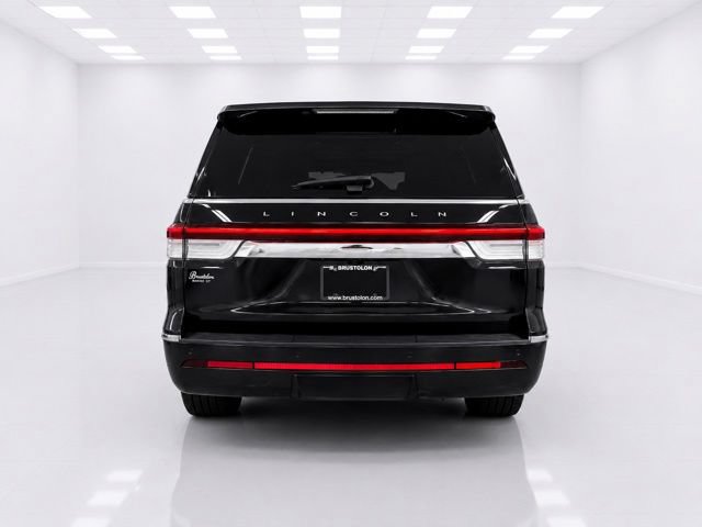 Used 2022 Lincoln Navigator L Reserve AWD/4WD image 8