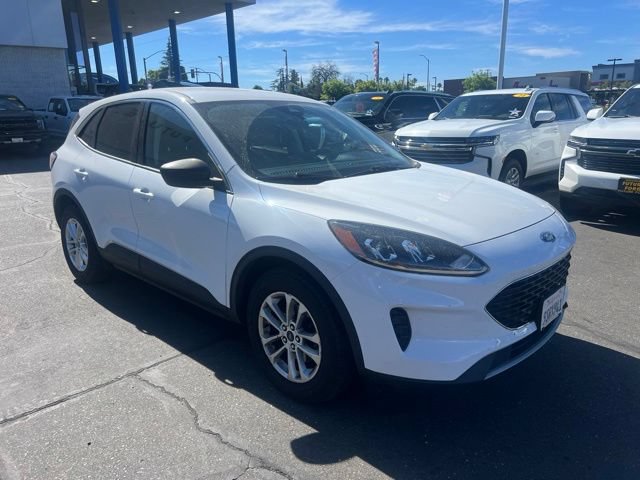 Used 2022 Ford Escape SE FWD image 4