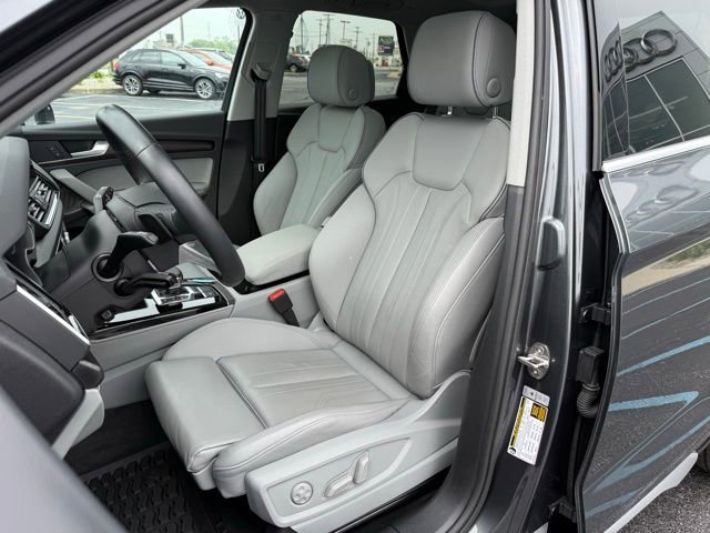 Used 2024 Audi Q5 2.0T Premium Plus image 12