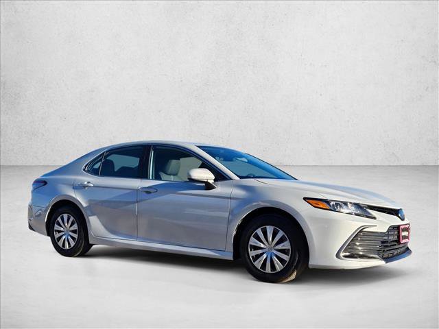 Used 2023 Toyota Camry LE video 3