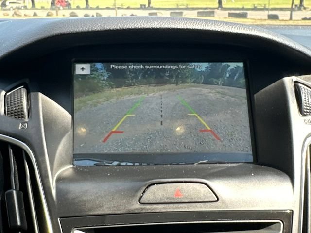 Used 2017 Ford Focus Electric Hatchback FWD image 31