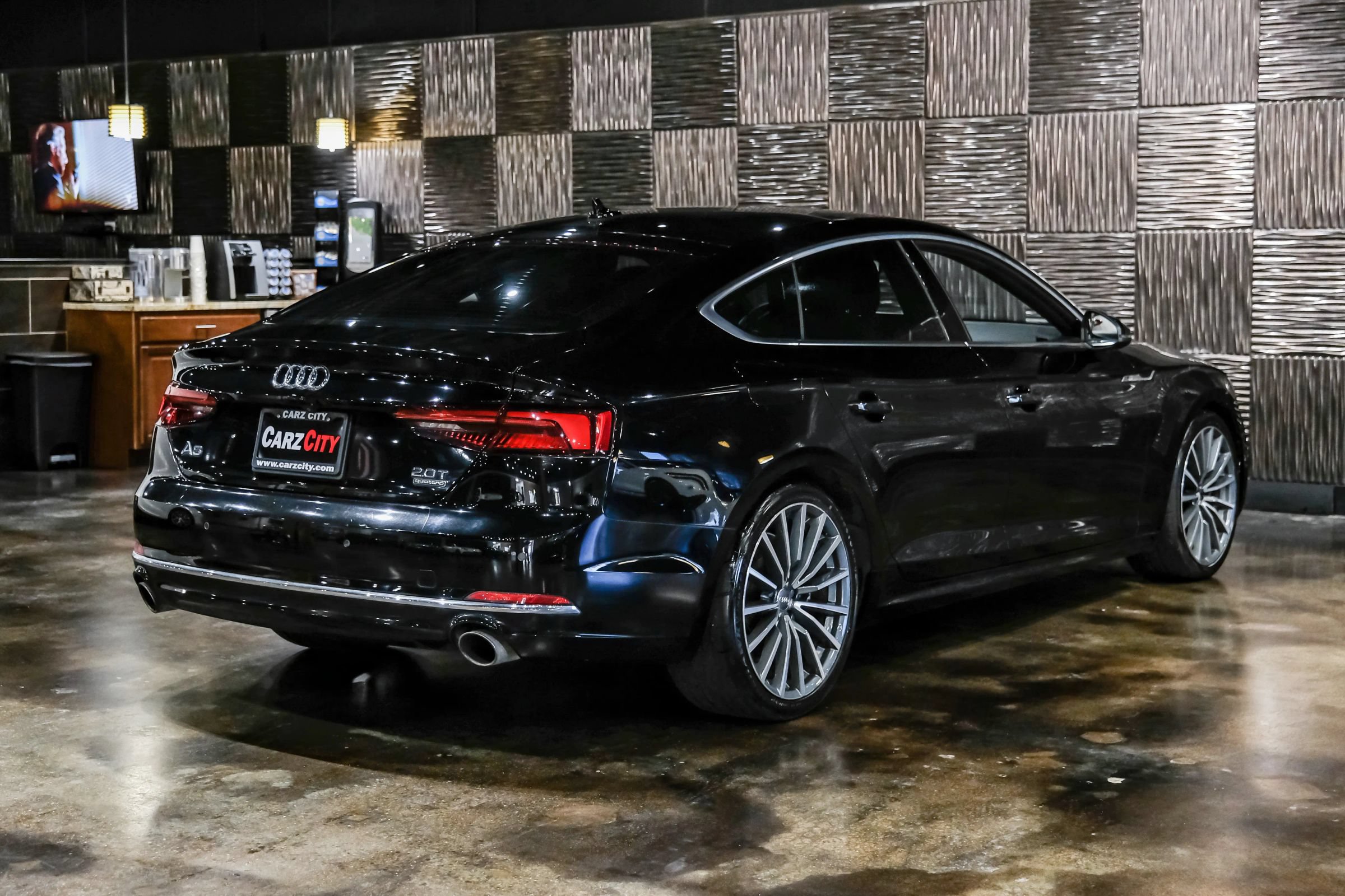 Used 2018 Audi A5 2.0T Premium Plus w/ Premium Plus AWD/4WD image 8