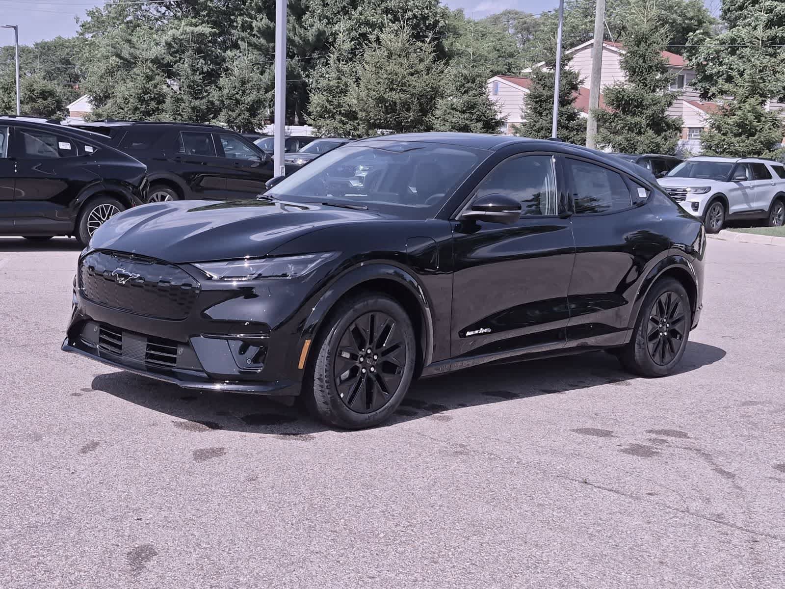New 2026 Ford Mustang Mach-E Premium w/ Sport Appearance Package AWD/4WD image 4