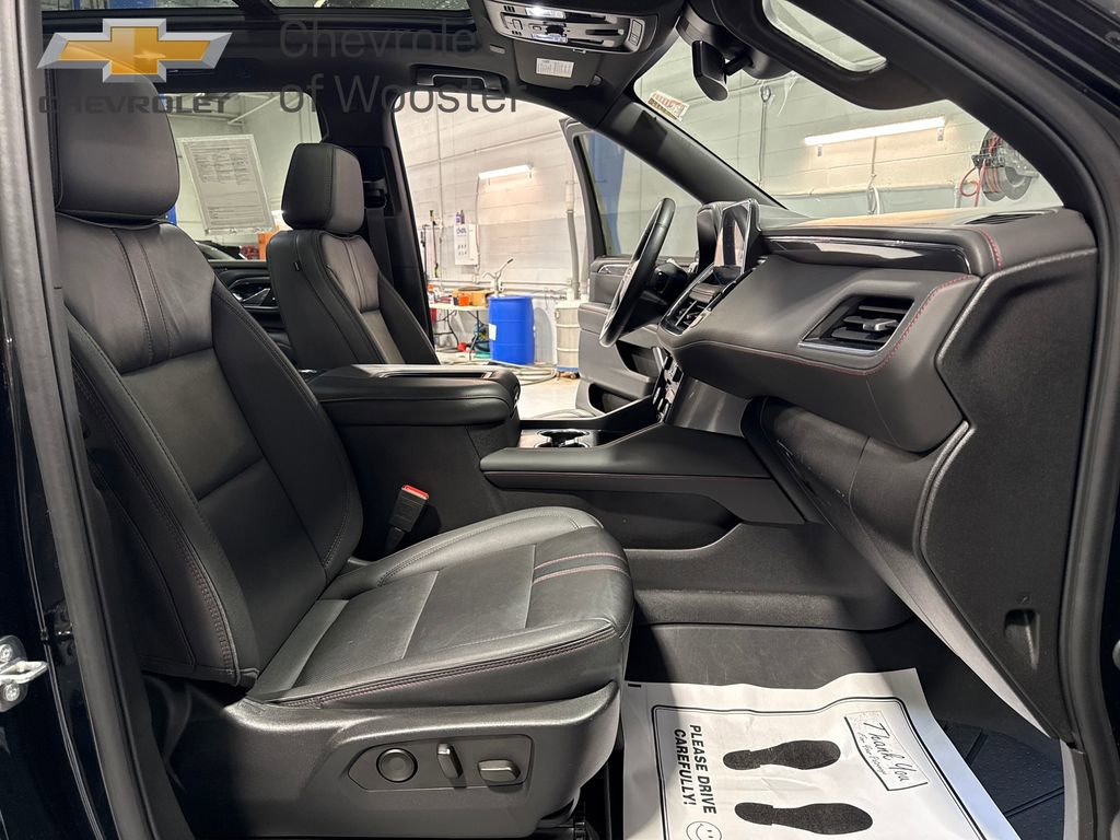 Used 2024 Chevrolet Tahoe RST w/ Luxury Package image 24