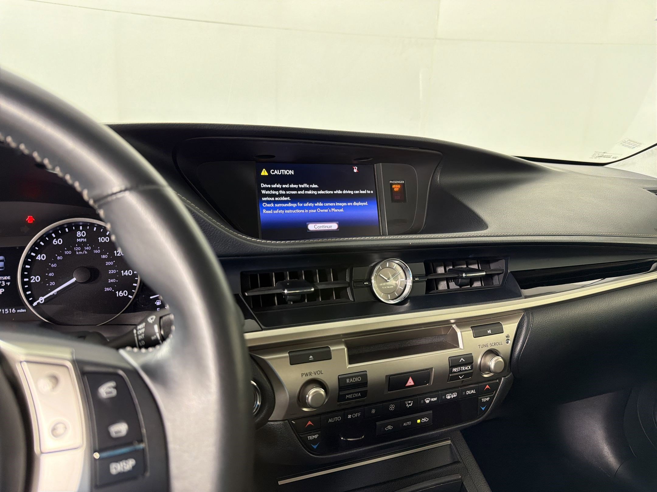 Used 2015 Lexus ES 350 image 23