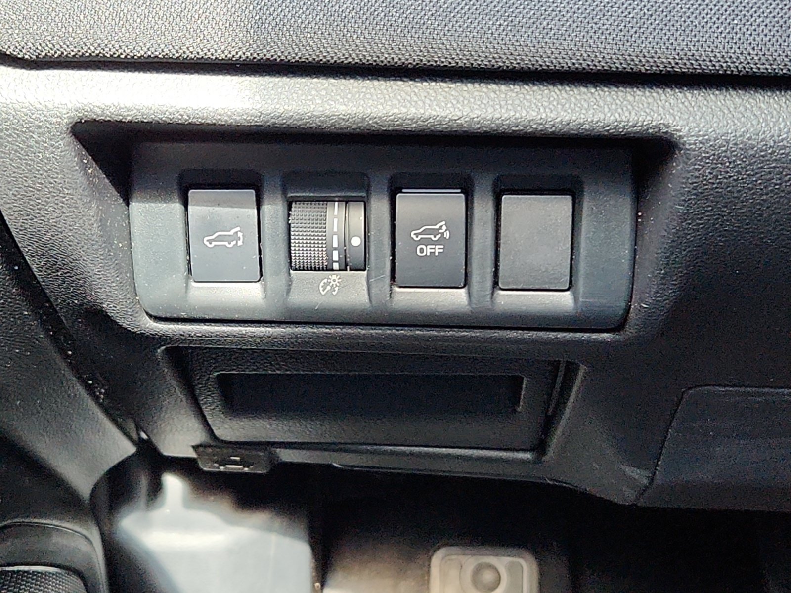 Used 2025 Subaru Outback Premium AWD/4WD image 25