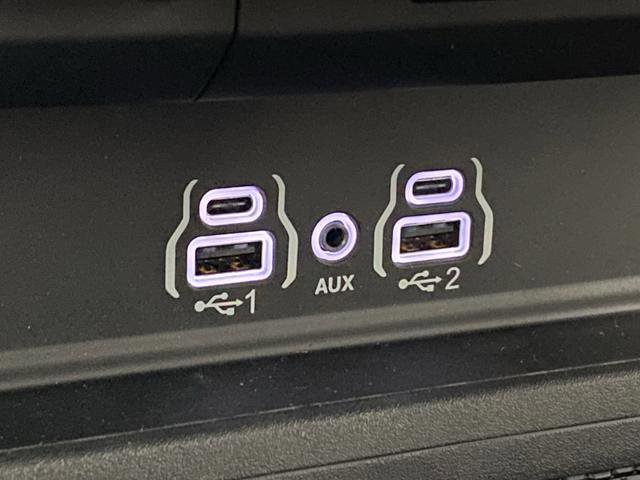 New 2026 RAM 1500 4x4 Crew Cab image 23