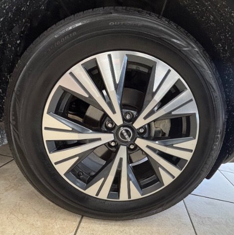 Used 2022 Nissan Rogue SV AWD/4WD image 19