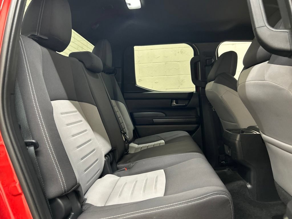 Used 2025 Toyota Tacoma TRD Off-Road AWD/4WD image 9