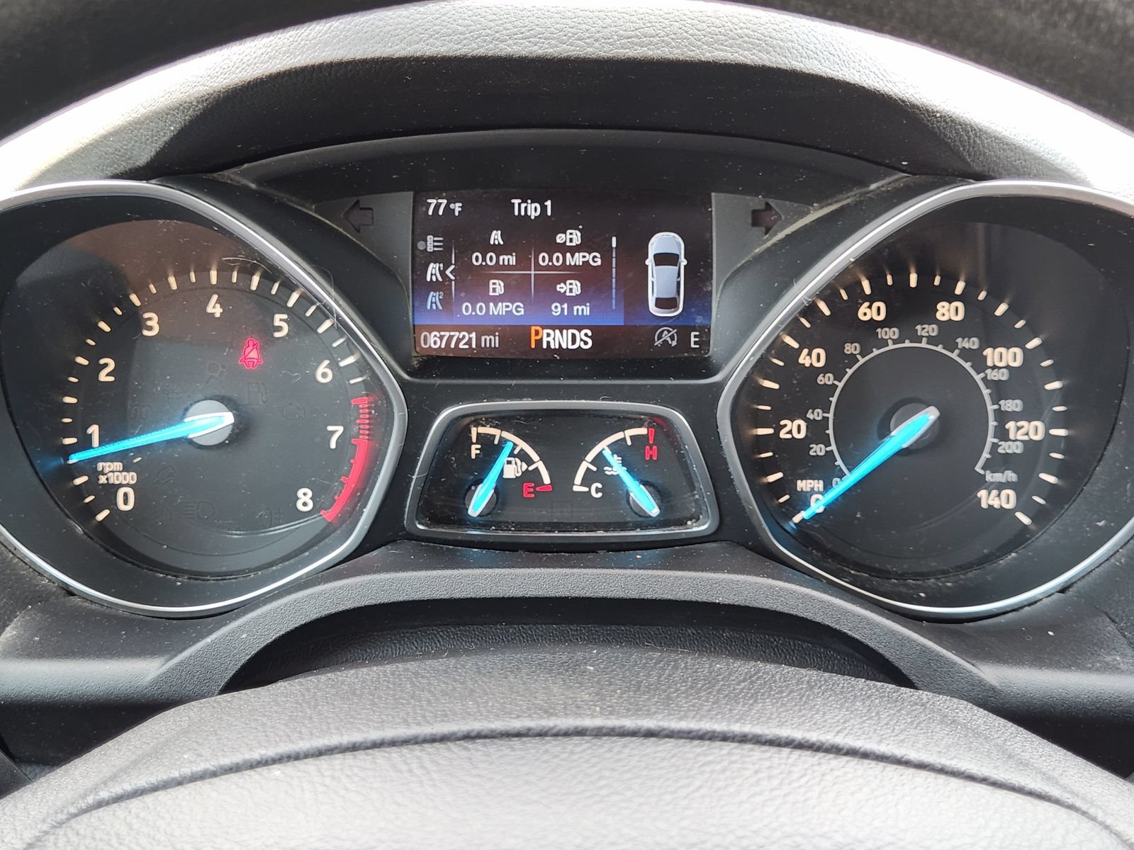 Used 2019 Ford Escape SE FWD image 17