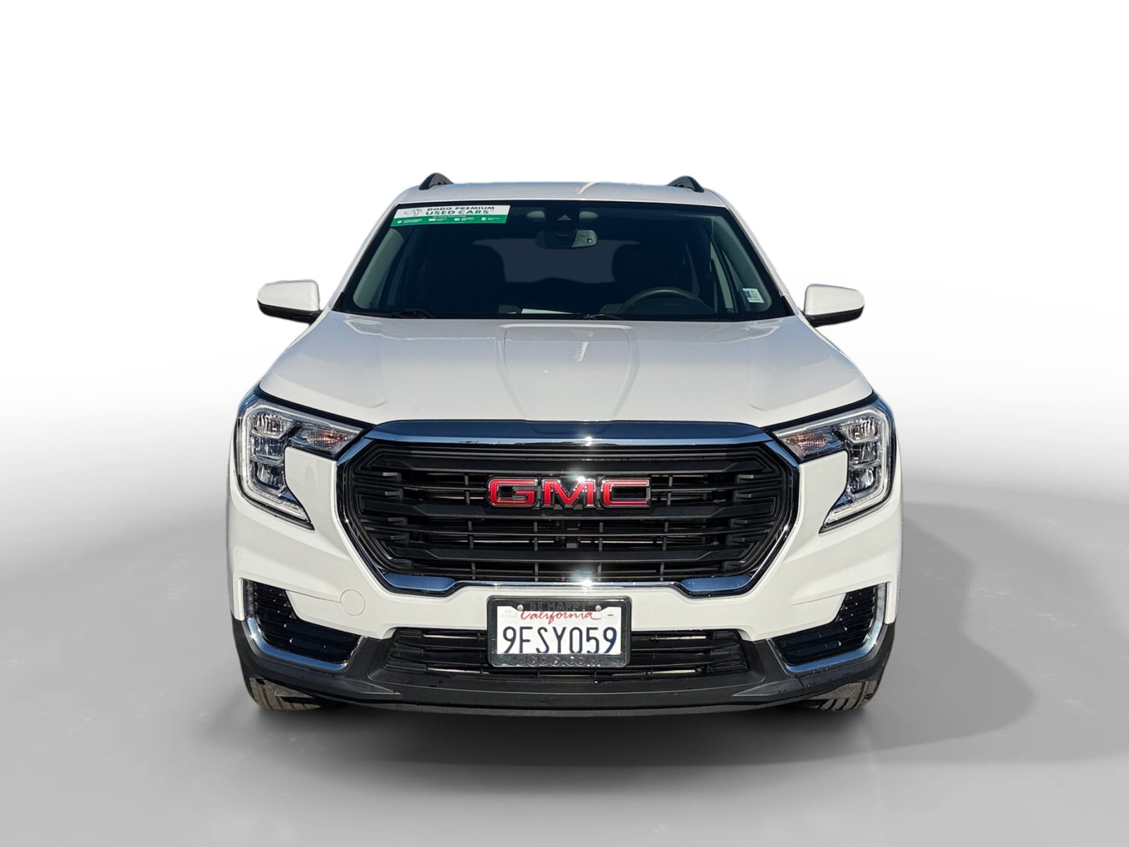 Used 2023 GMC Terrain SLE w/ Driver Convenience Package image 8