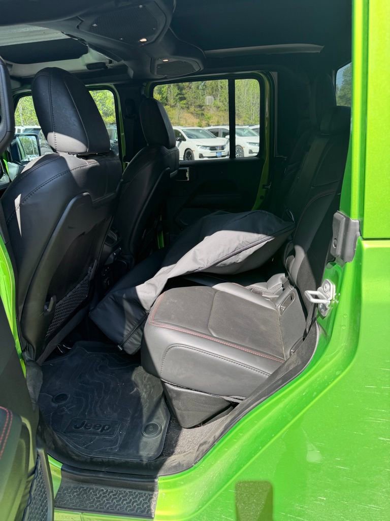 Used 2025 Jeep Gladiator Rubicon image 7