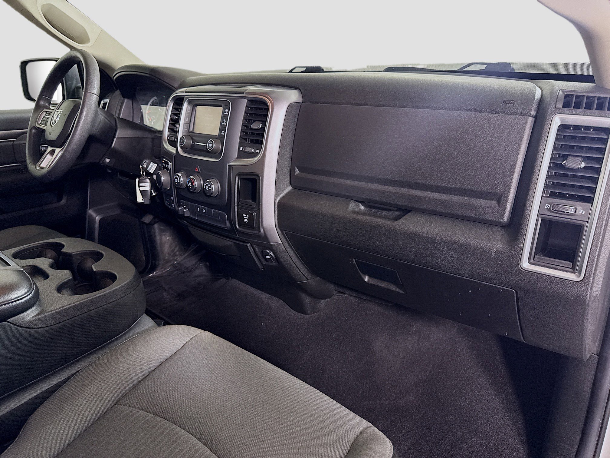 Used 2022 RAM 1500 Classic SLT image 29