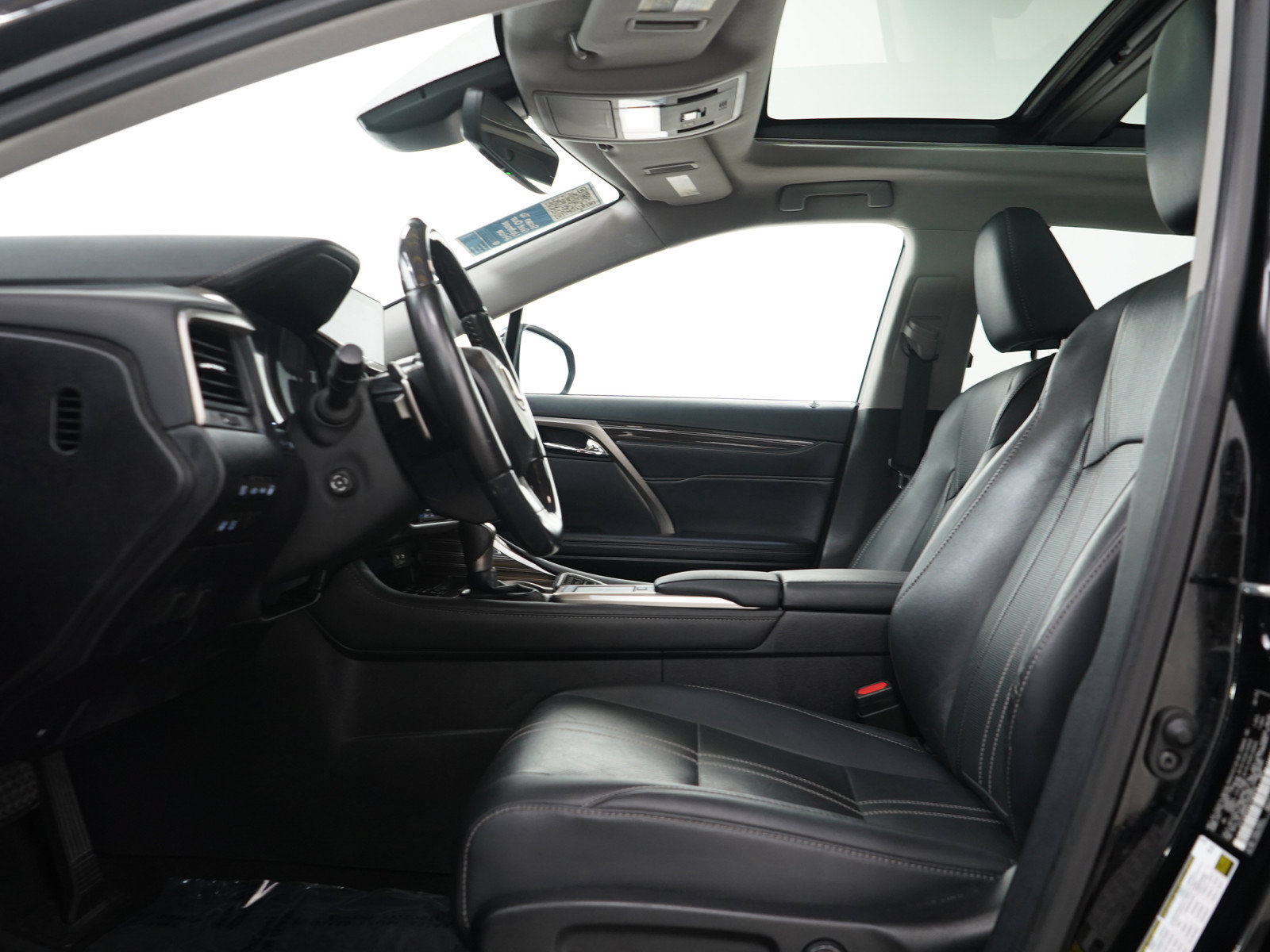 Used 2020 Lexus RX 450h AWD w/ Luxury Package image 26