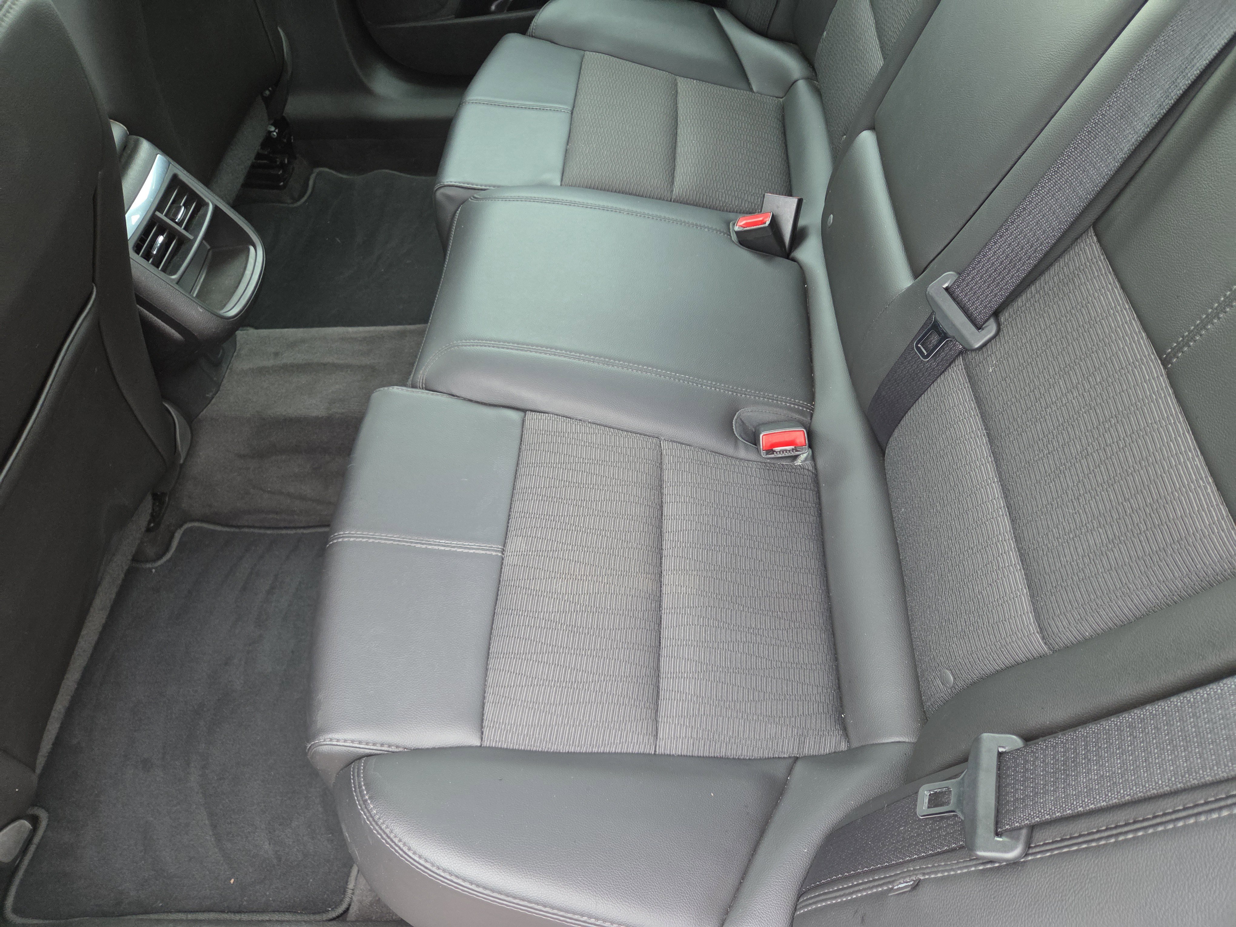 Used 2015 Chevrolet Impala LT w/ Convenience Package image 22