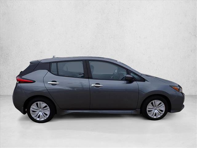 Used 2025 Nissan Leaf S FWD image 5