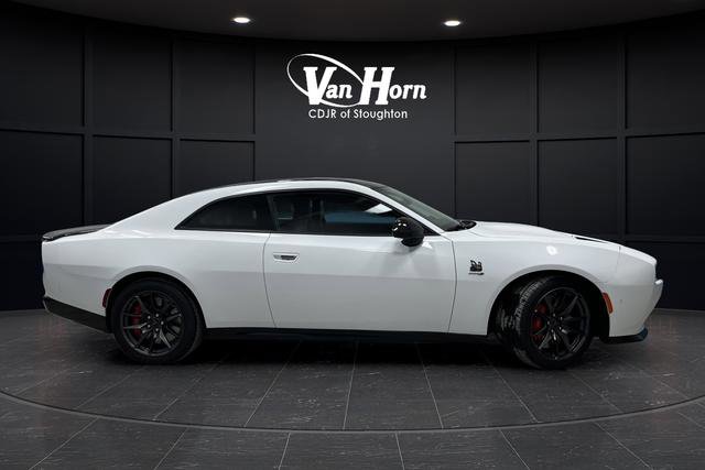 Used 2024 Dodge Charger R/T Scat Pack w/ Plus Group image 2