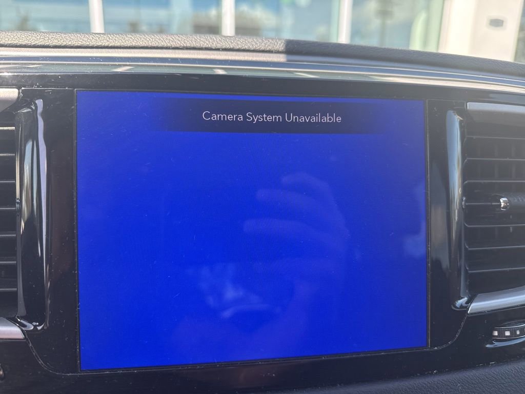 Used 2020 Chrysler Pacifica Touring-L Plus image 20