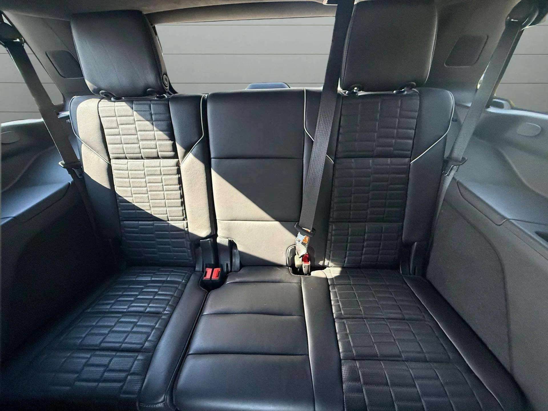 Used 2023 Cadillac Escalade Sport Platinum RWD image 35
