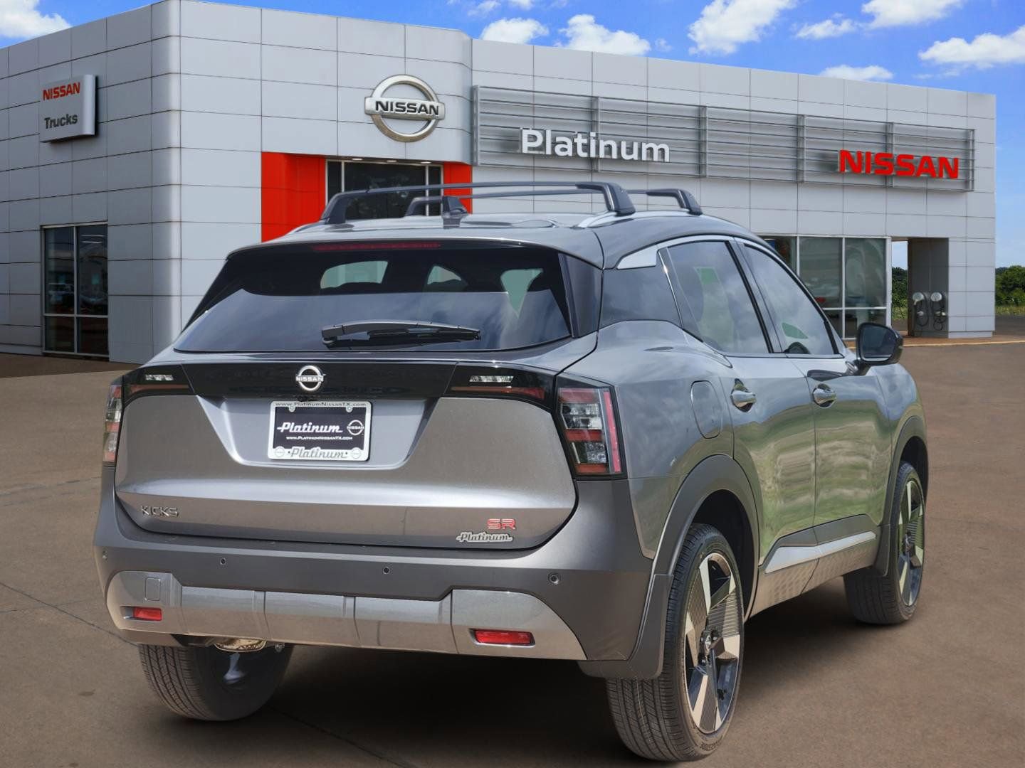 New 2026 Nissan Kicks SR FWD image 4