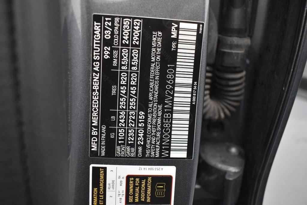 Used 2021 Mercedes-Benz GLC 300 4MATIC w/ AMG Line image 12