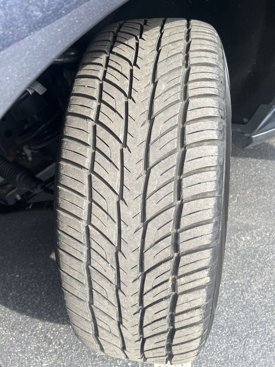 Used 2023 Chevrolet Suburban Premier image 11