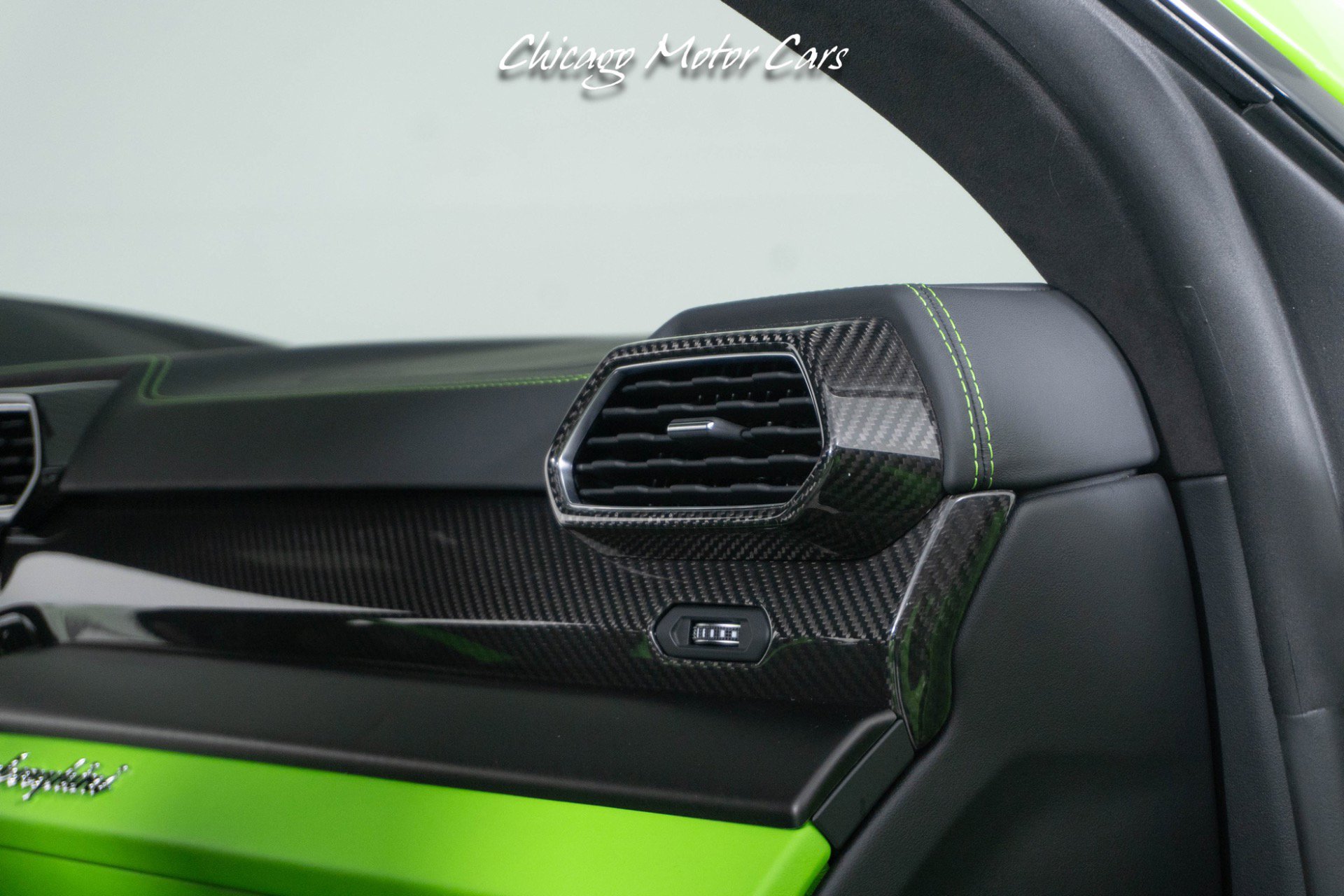 Used 2023 Lamborghini Urus S image 33